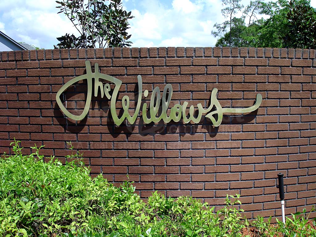 Willows Signage